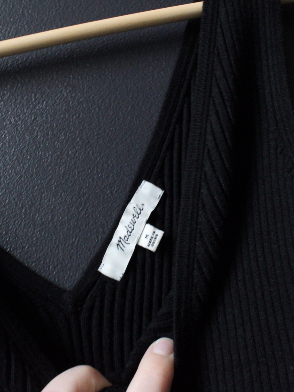 Black Ribbed Button-Front Tank Top - Picture 3 of 9